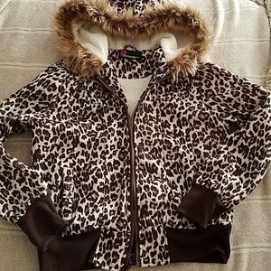 New Dollhouse leopard and faux fur coat w/hood L